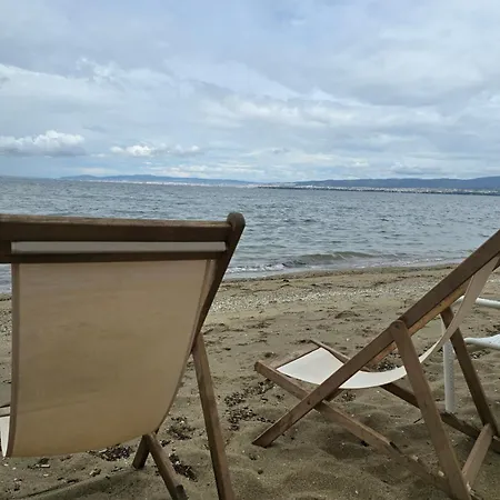 Dimi Deluxe شقة Peraía