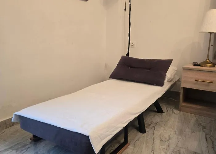 Dimi Deluxe Peraía